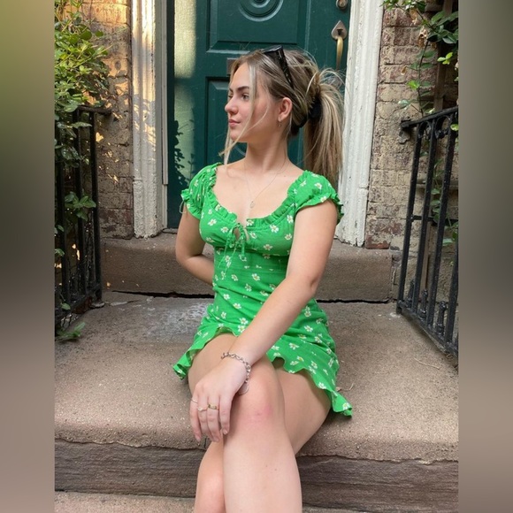 Urban Outfitters Mini Floral Dress - Picture 2 of 2